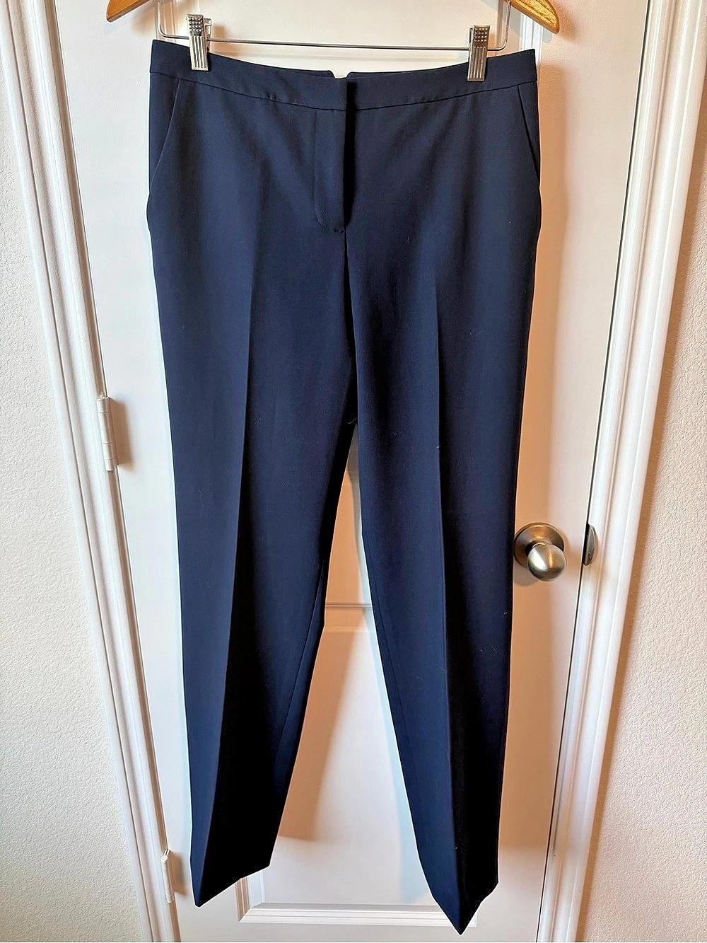 Tommy Hilfiger NWT Women’s Pleated Trousers in Navy